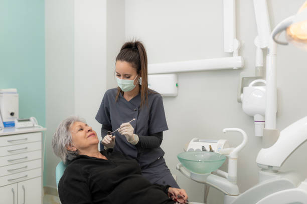 Best Emergency Tooth Extraction in Lowell, MI
